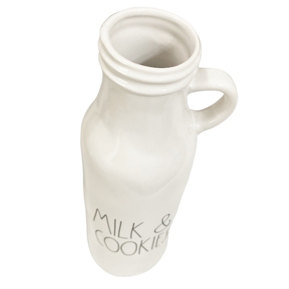 NEW VHTF Rae Dunn MILK & COOKIES Pitcher/Jug π₯πͺπ₯πͺπ₯ - Picture 2 of 4